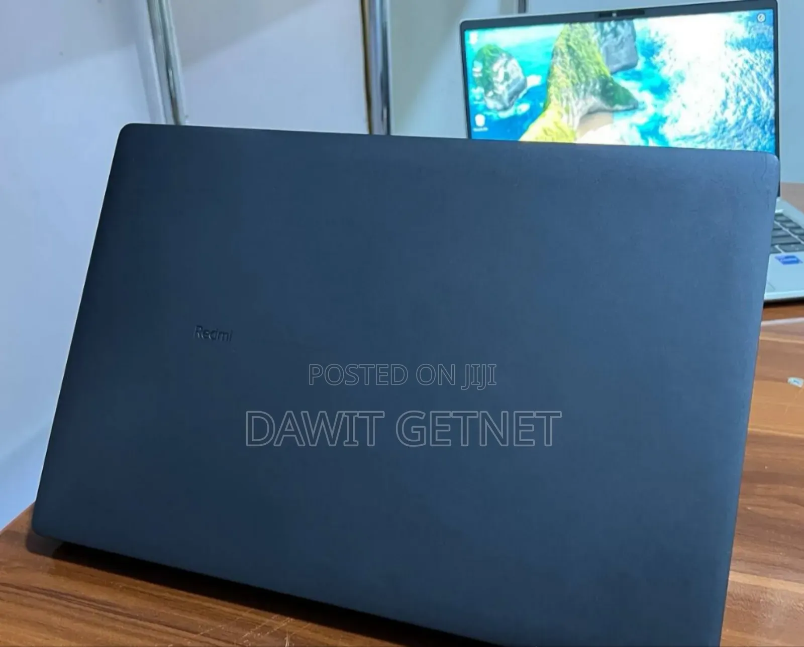 New Laptop Apple MacBook Pro M1 8GB Intel Core I5 SSD 512GB