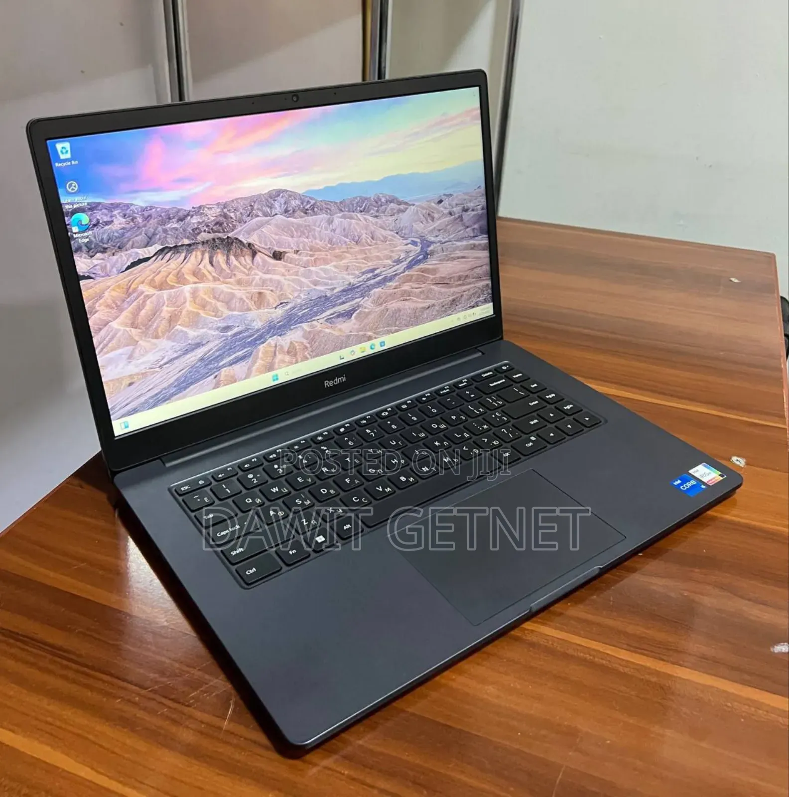 New Laptop Apple MacBook Pro M1 8GB Intel Core I5 SSD 512GB