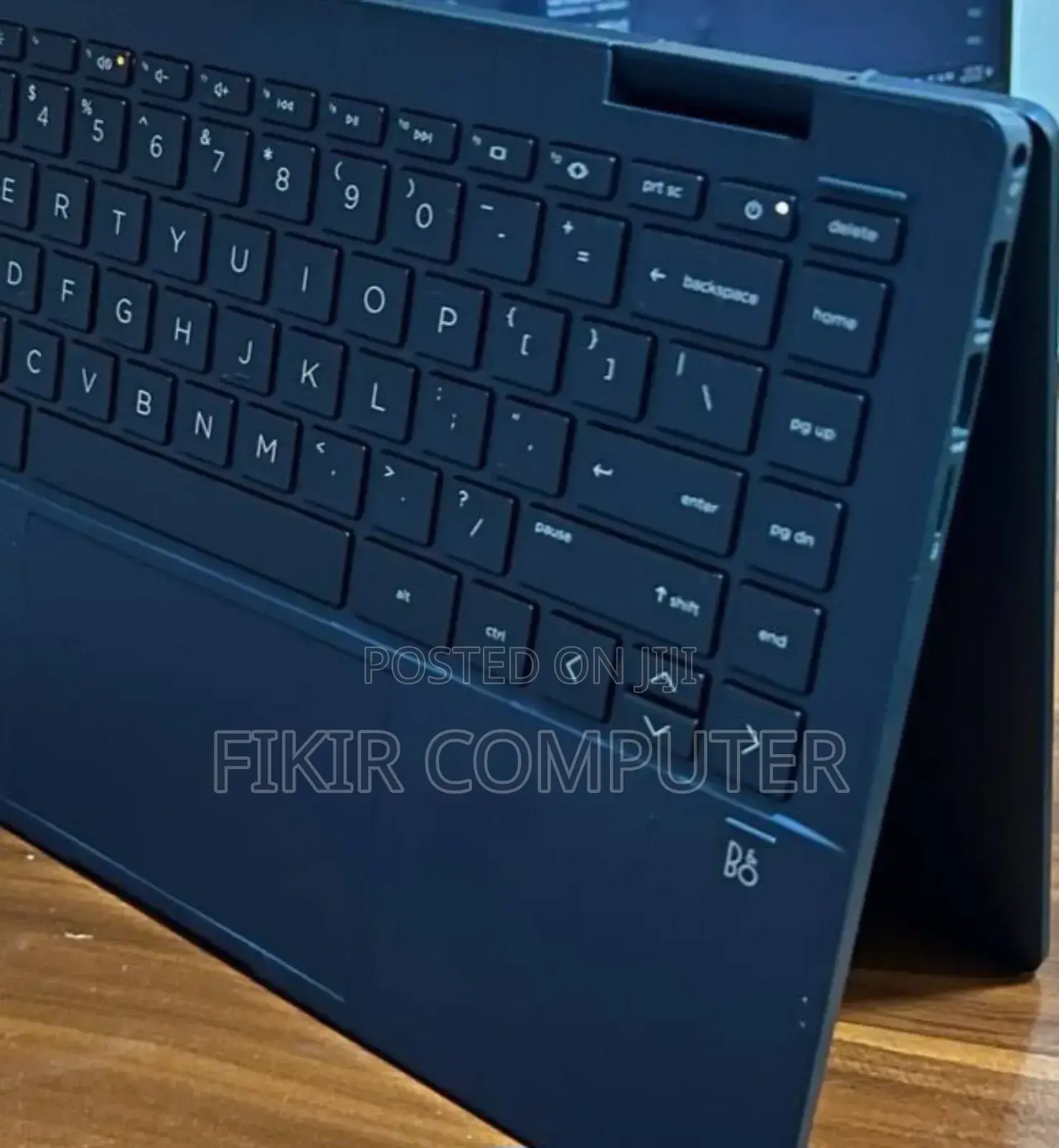 New Laptop HP Pavilion 13 X360 8GB Intel Core I3 SSD 256GB