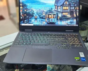 New Laptop Lenovo LOQ 15ARP9 16GB Intel Core I5 SSD 512GB