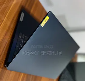 New Laptop Lenovo 8GB Intel Core I3 SSD 256GB