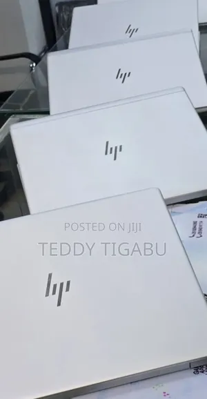 Photo - New Laptop HP EliteBook 840 G5 16GB Intel Core I5 SSD 512GB