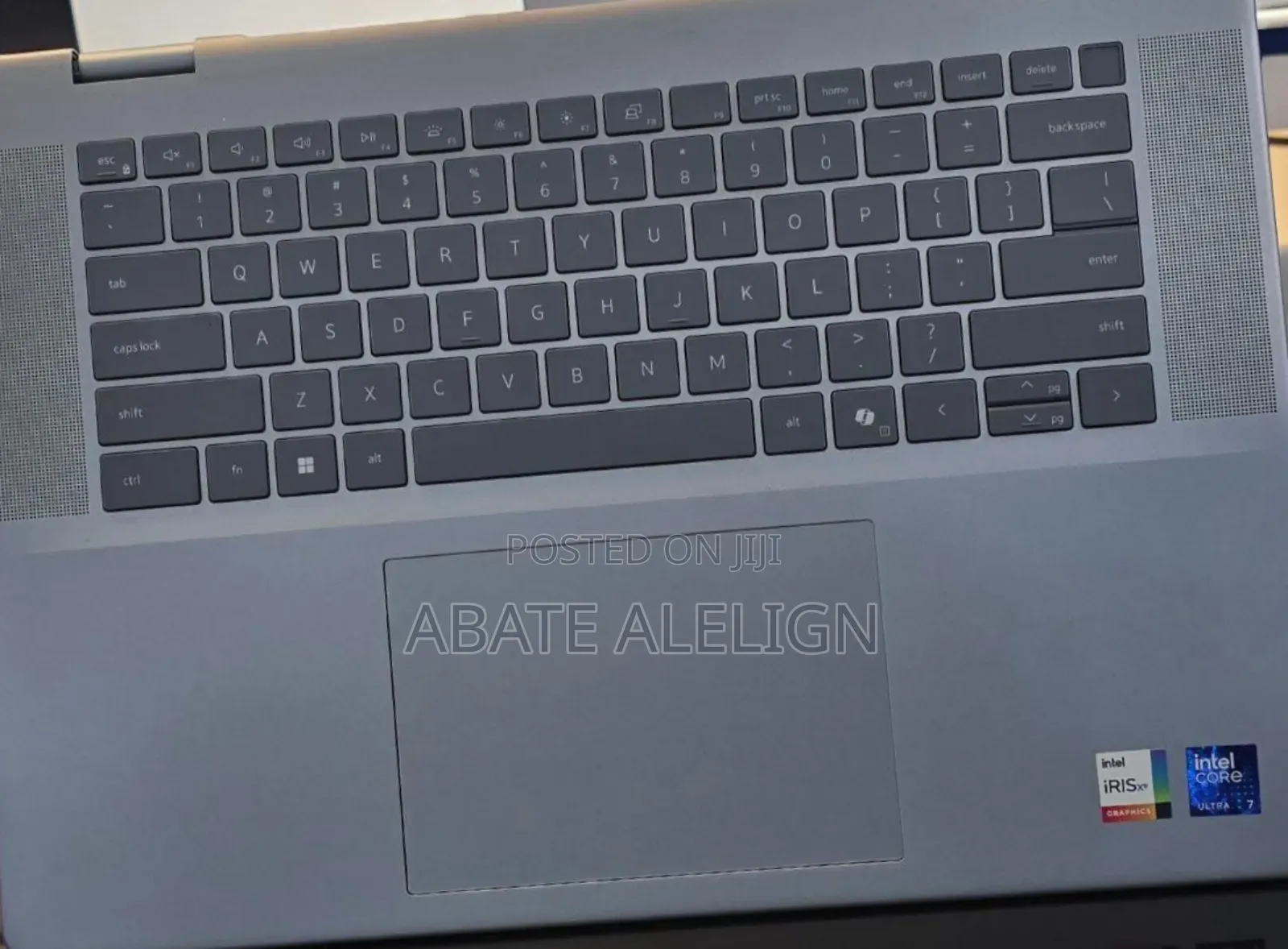 New Laptop Dell Inspiron 16 5620 16GB Intel Core Ultra 7 SSD 1T