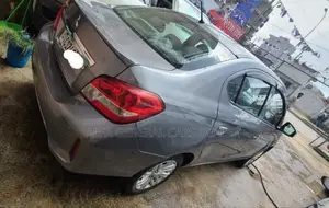 Mitsubishi Attrage 2022 Silver