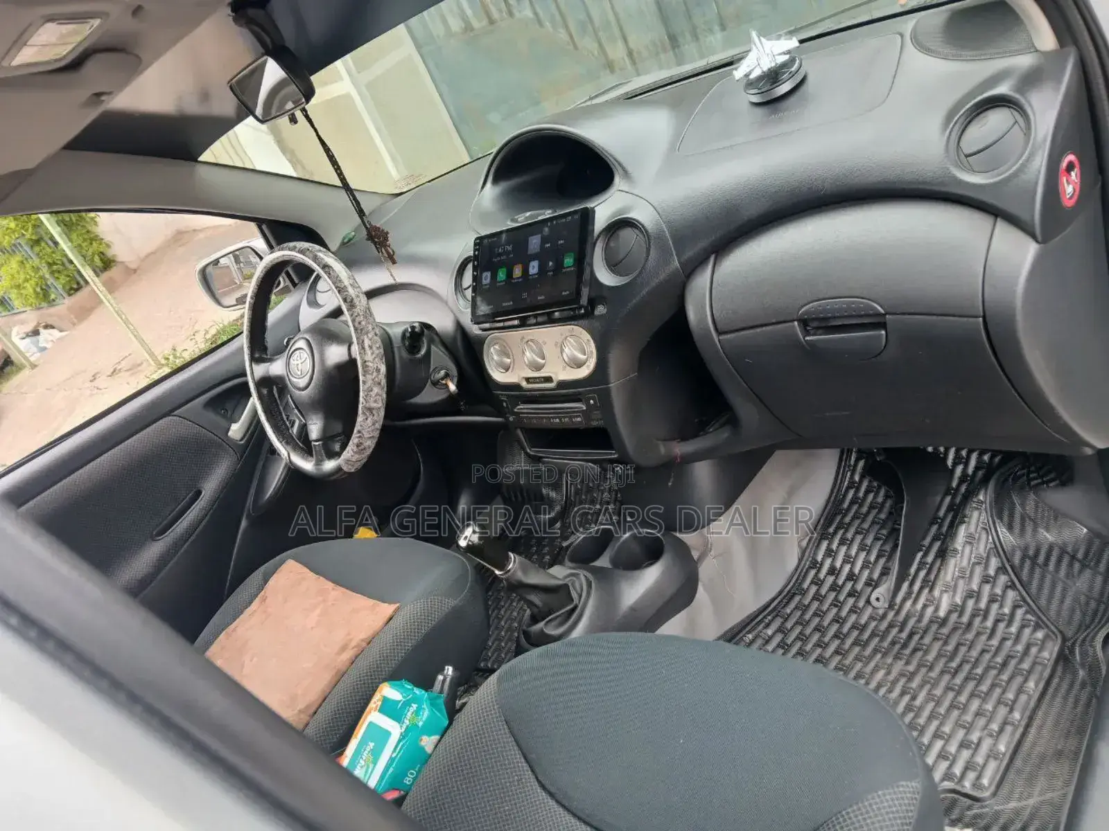 Mitsubishi Attrage 2022 Silver