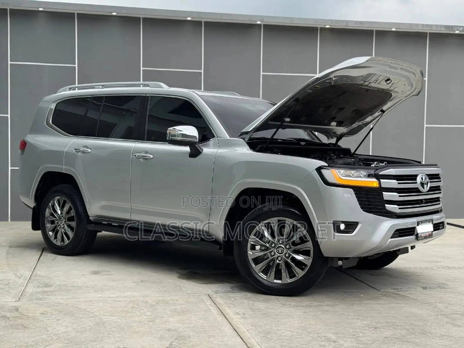 New Toyota Land Cruiser 2023 Silver