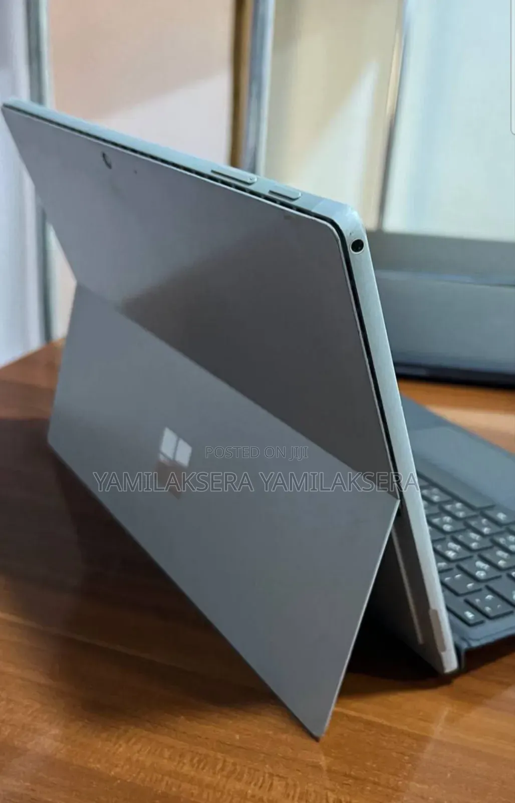 New Laptop Microsoft Surface Pro 7 8GB Intel Core I5 SSD 128GB