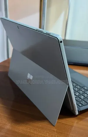 New Laptop Microsoft Surface Pro 7 8GB Intel Core I5 SSD 128GB