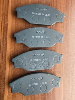 Front Brake Pad for Toyota Hilux and Hiace