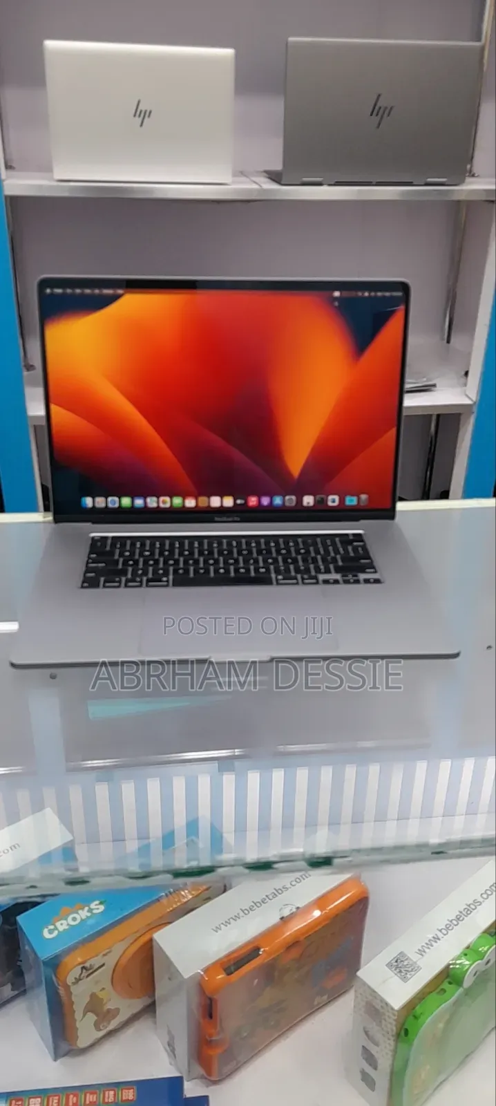 New Laptop Apple MacBook Pro 2019 16GB Intel Core I7 SSD 512GB
