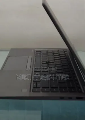 New Laptop HP ZBook 17 16GB Intel Core I7 SSD 512GB