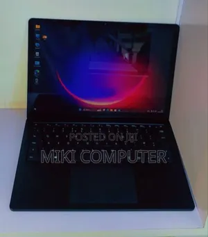 New Laptop Microsoft Surface 16GB Intel Core I7 SSD 512GB