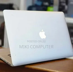 New Laptop Apple MacBook Pro 2015 16GB Intel Core I7 SSD 256GB