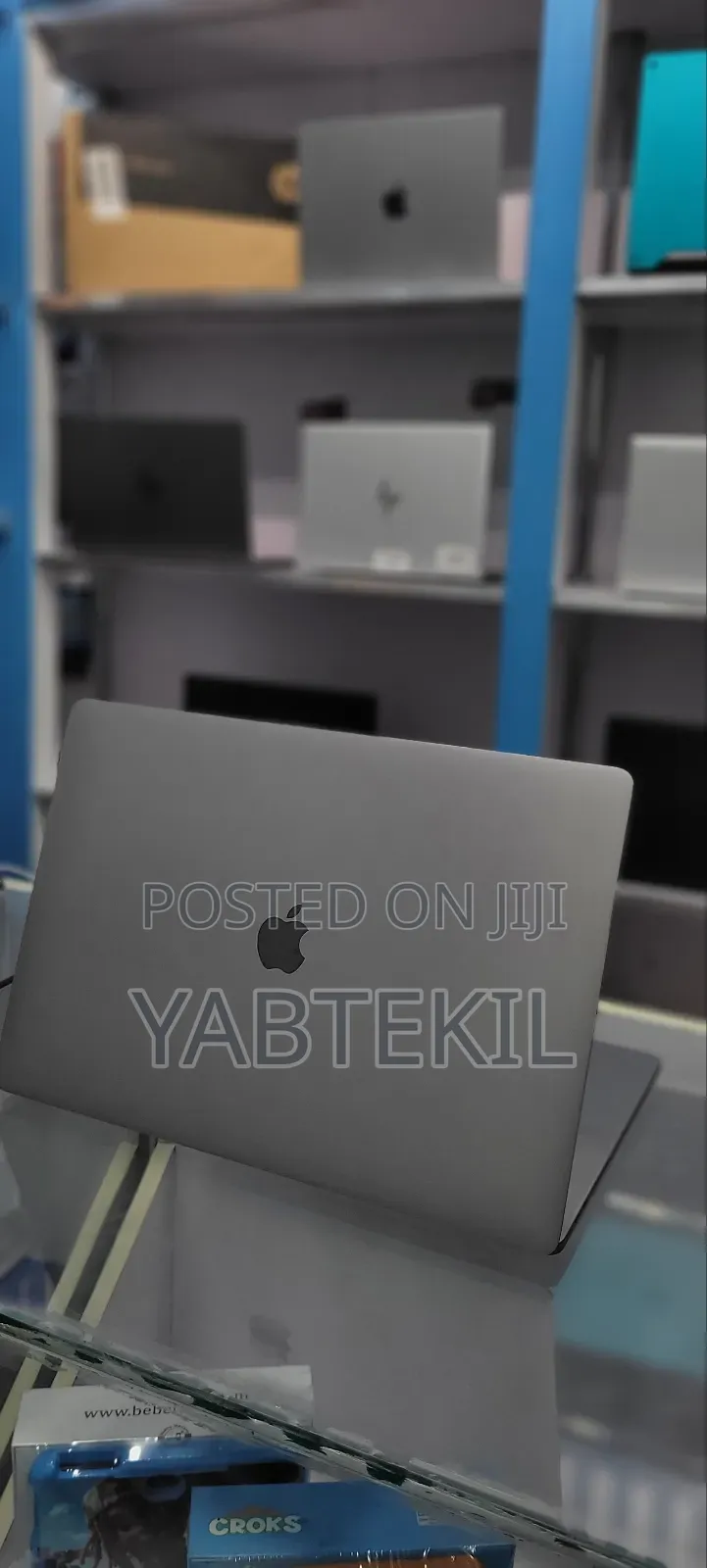 New Laptop Apple MacBook Pro 2019 16GB Intel Core I7 SSD 512GB