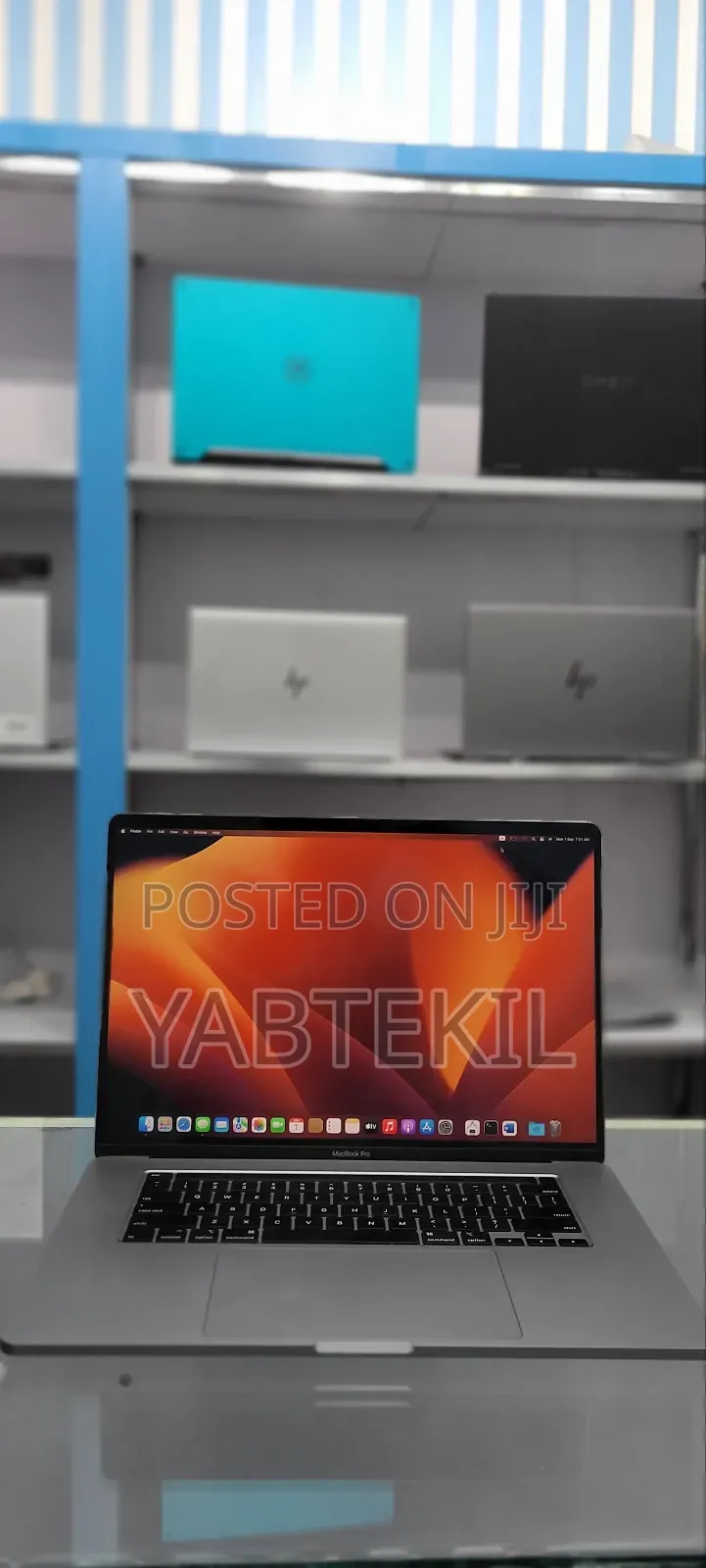 New Laptop Apple MacBook Pro 2019 16GB Intel Core I7 SSD 512GB