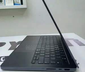 New Laptop Apple MacBook Pro 16GB Apple M4 SSD 1T