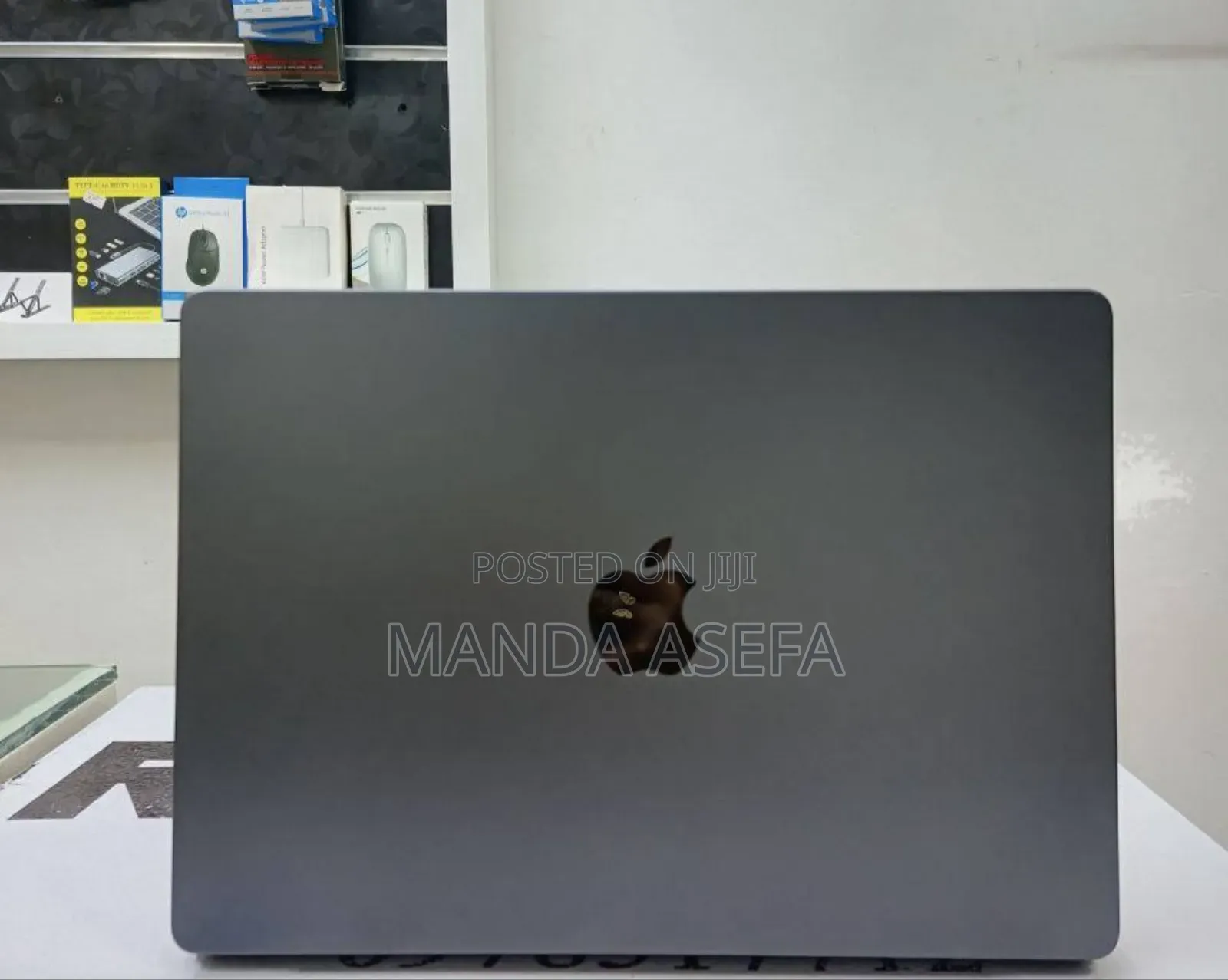 New Laptop Apple MacBook Pro 16GB Apple M4 SSD 1T