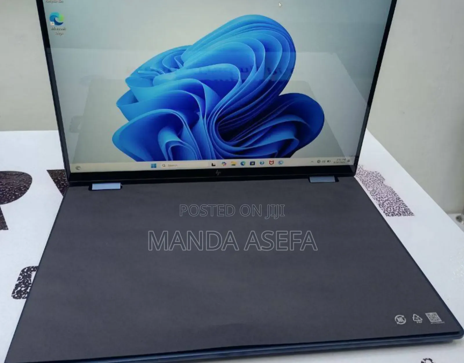 New Laptop HP OmniBook Ultra Flip 14" 16GB Intel Core Ultra 7 SSD 1T