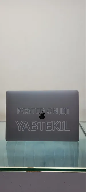 New Laptop Apple MacBook Pro 2019 32GB Intel Core I9 SSD 1T