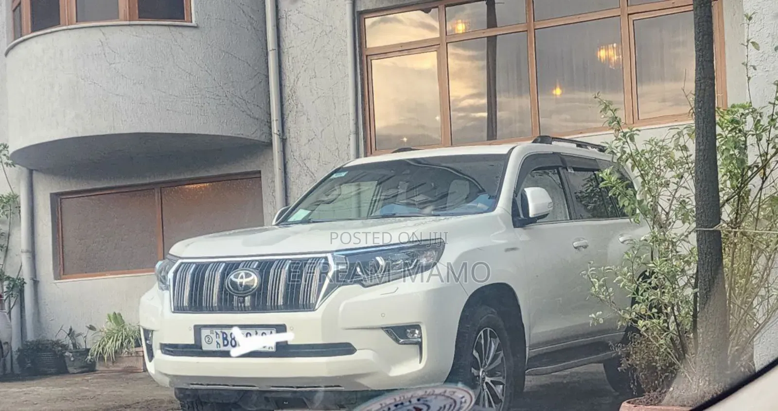 Toyota Land Cruiser 2021 White