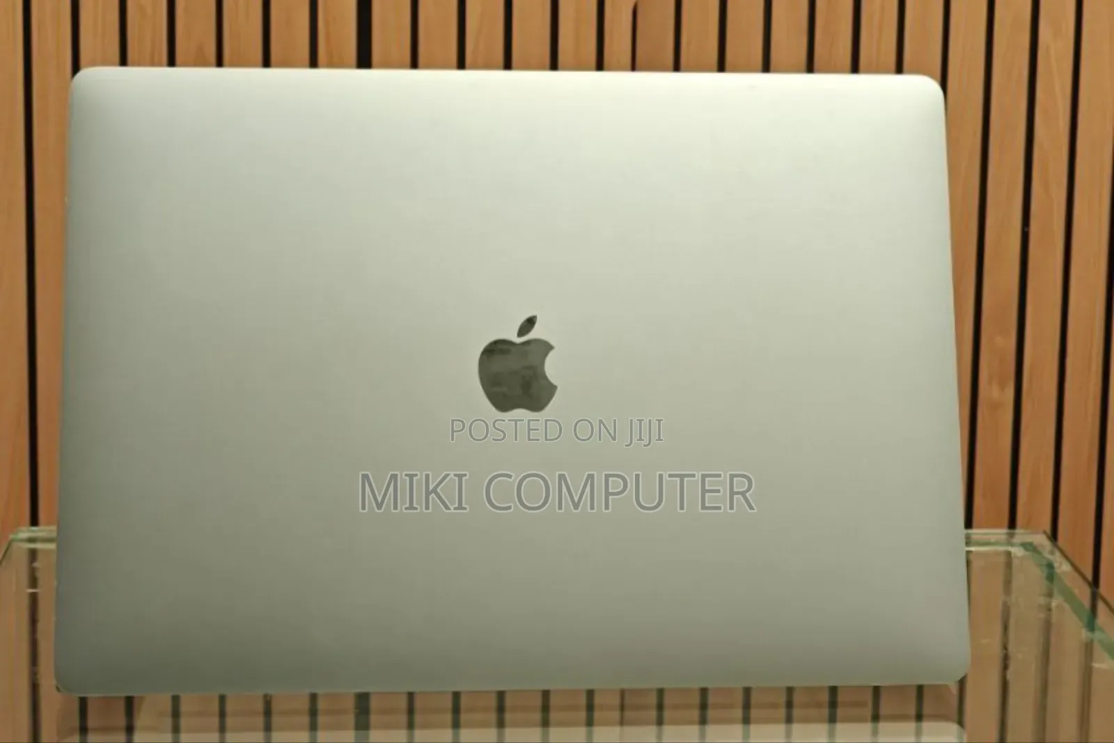 New Laptop Apple MacBook Pro 2019 16GB Intel Core I7 SSD 512GB