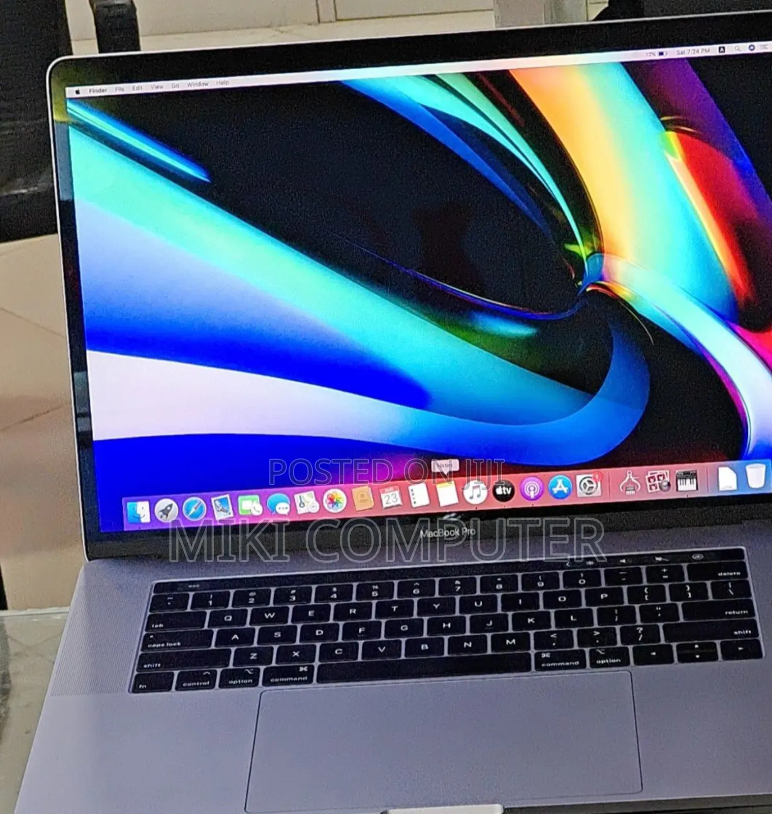 New Laptop Apple MacBook Pro 2019 32GB Intel Core I9 SSD 512GB