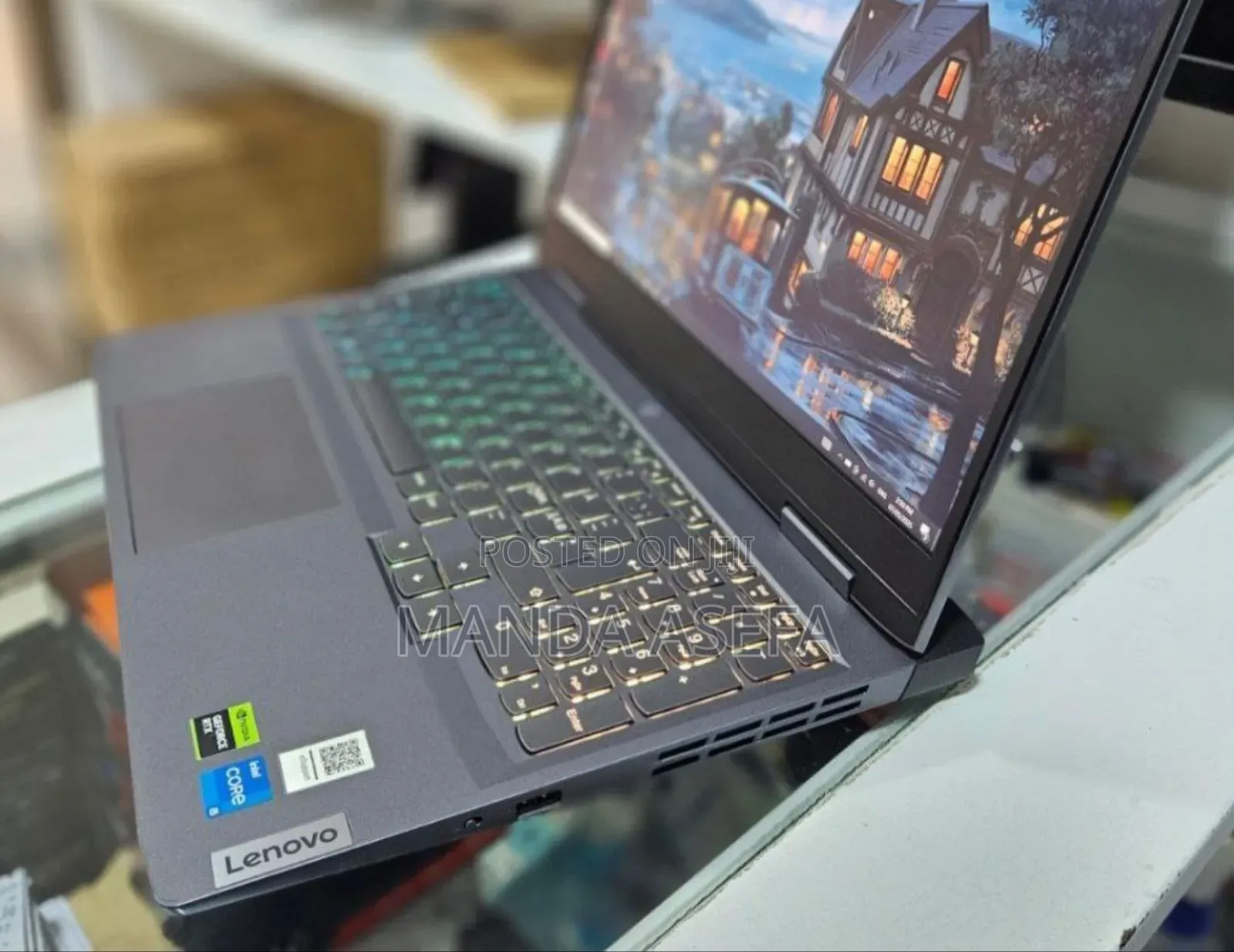 New Laptop Lenovo LOQ 15IRH8 16GB Intel Core I5 SSD 512GB