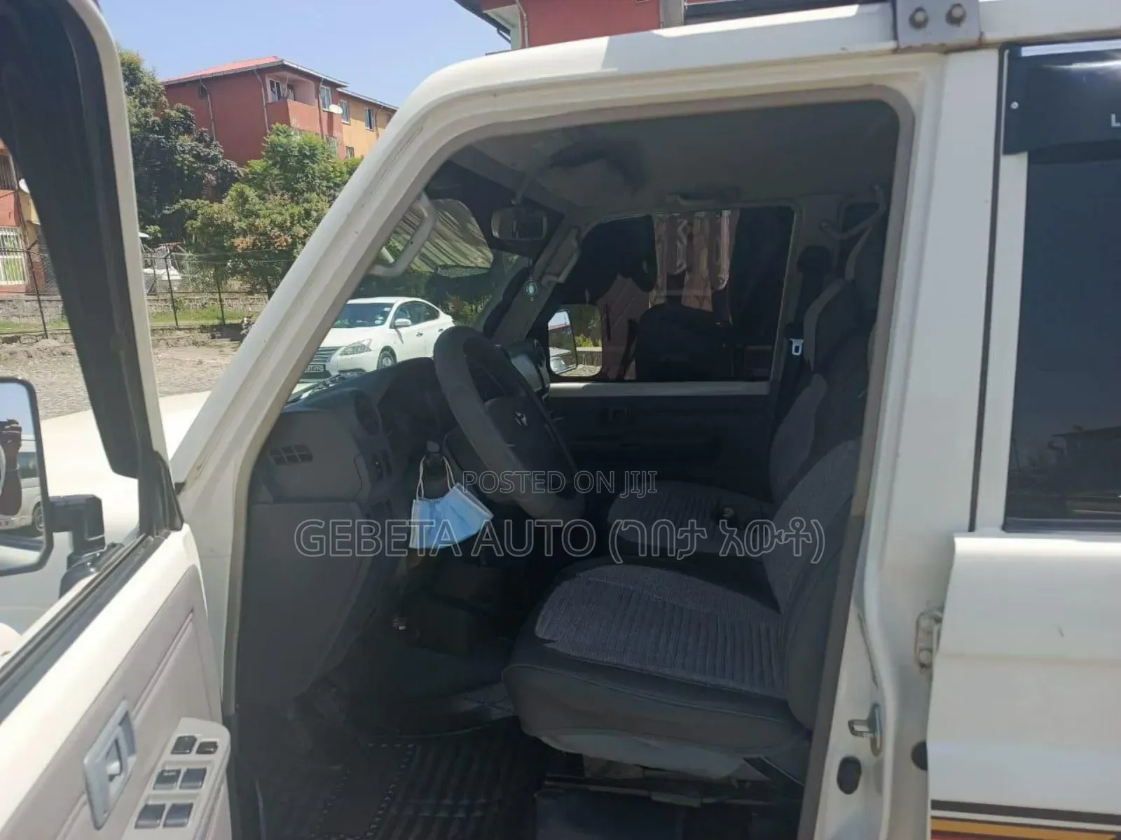 Toyota Land Cruiser 2019 White