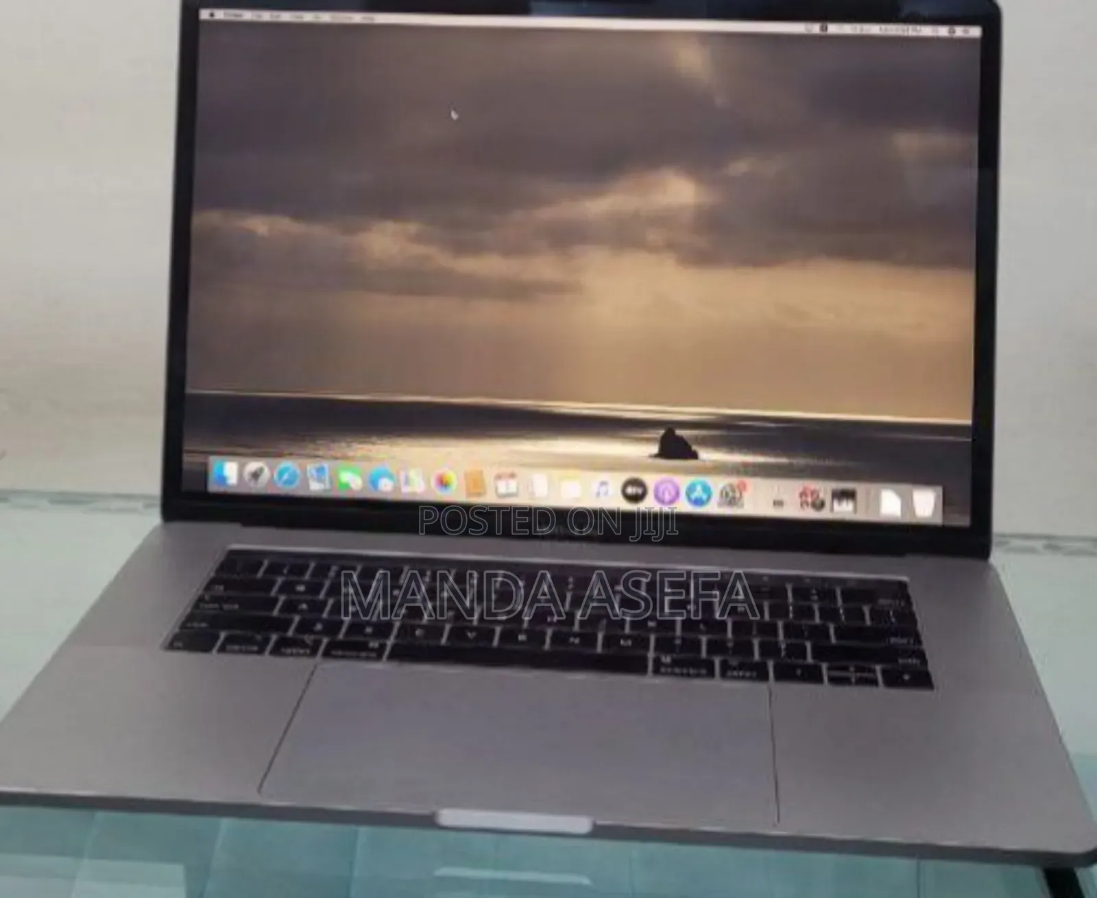 New Laptop Apple MacBook Pro 2019 32GB Intel Core I9 SSD 512GB