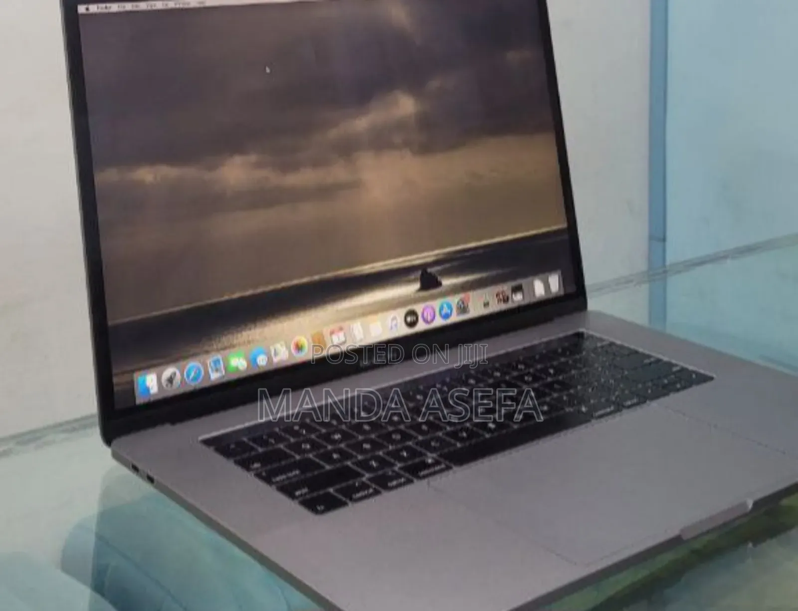 New Laptop Apple MacBook Pro 2019 32GB Intel Core I9 SSD 512GB