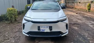 Toyota bZ4X 2025 White