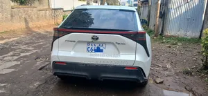 Toyota bZ4X 2025 White