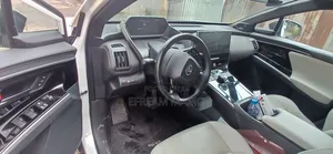 Toyota bZ4X 2025 White