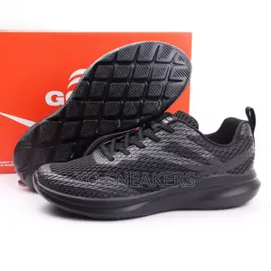 Goupu Sneakers