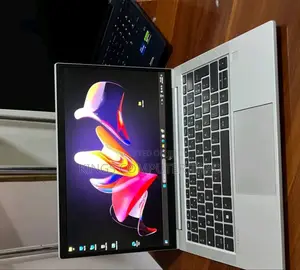 New Laptop HP EliteBook 830 G8 16GB AMD Ryzen 5 SSD 512GB
