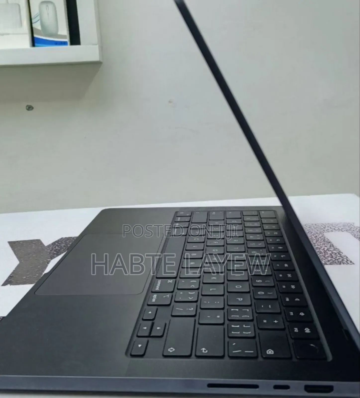 New Laptop Apple MacBook Air 2025 M4 15-Inch 16GB Apple M4 SSD 1T