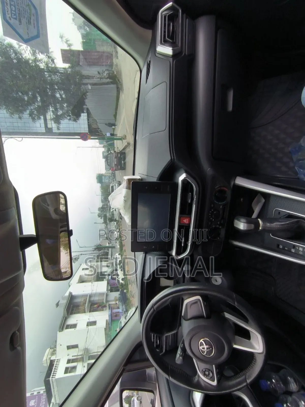 Toyota Raize 2022 White