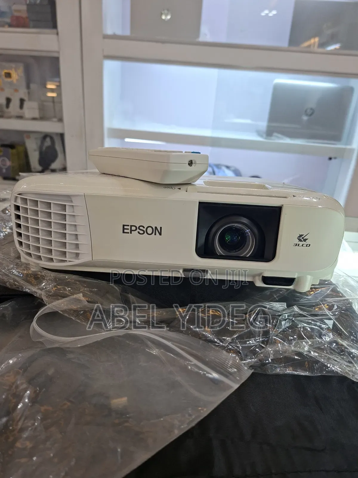 Epson X49 Projector