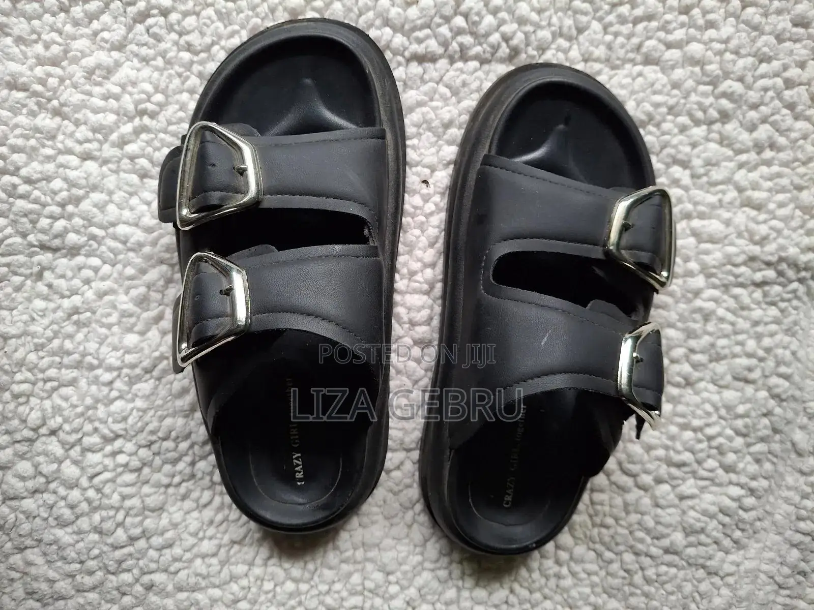 Slightly Used Like New Qualk4shoes for Sell. Size 36,37