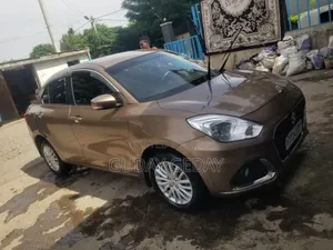 Suzuki RE 2021 Burgundy