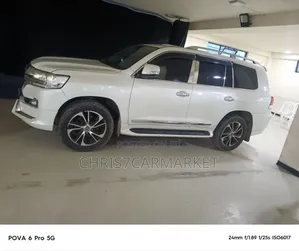 Toyota Land Cruiser 4.5 V8 VXR 2009 White