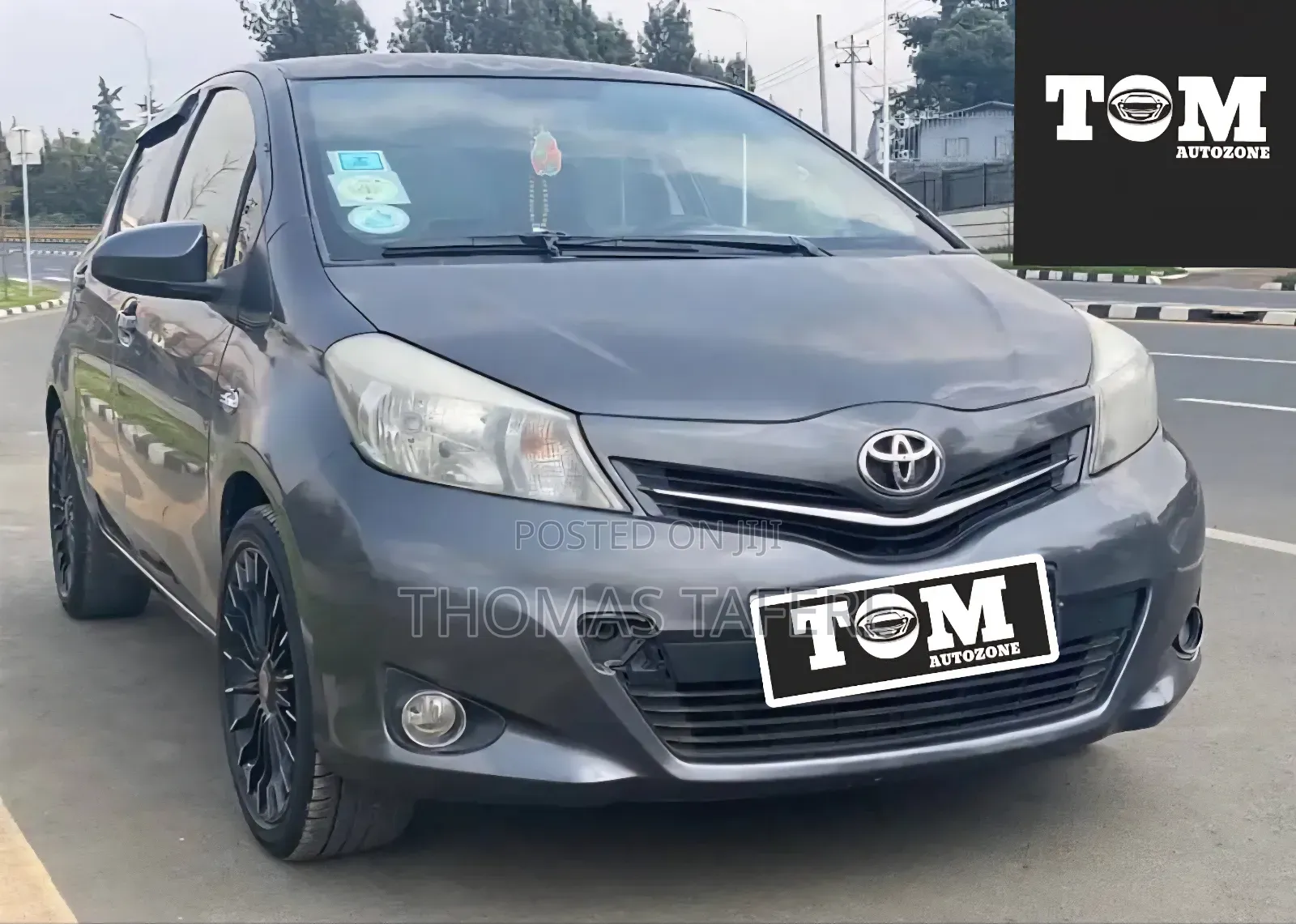 Toyota Yaris 2012 Black