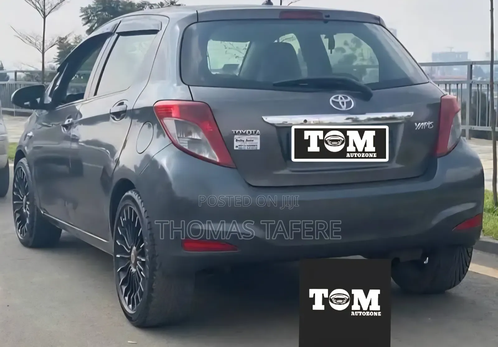 Toyota Yaris 2012 Black