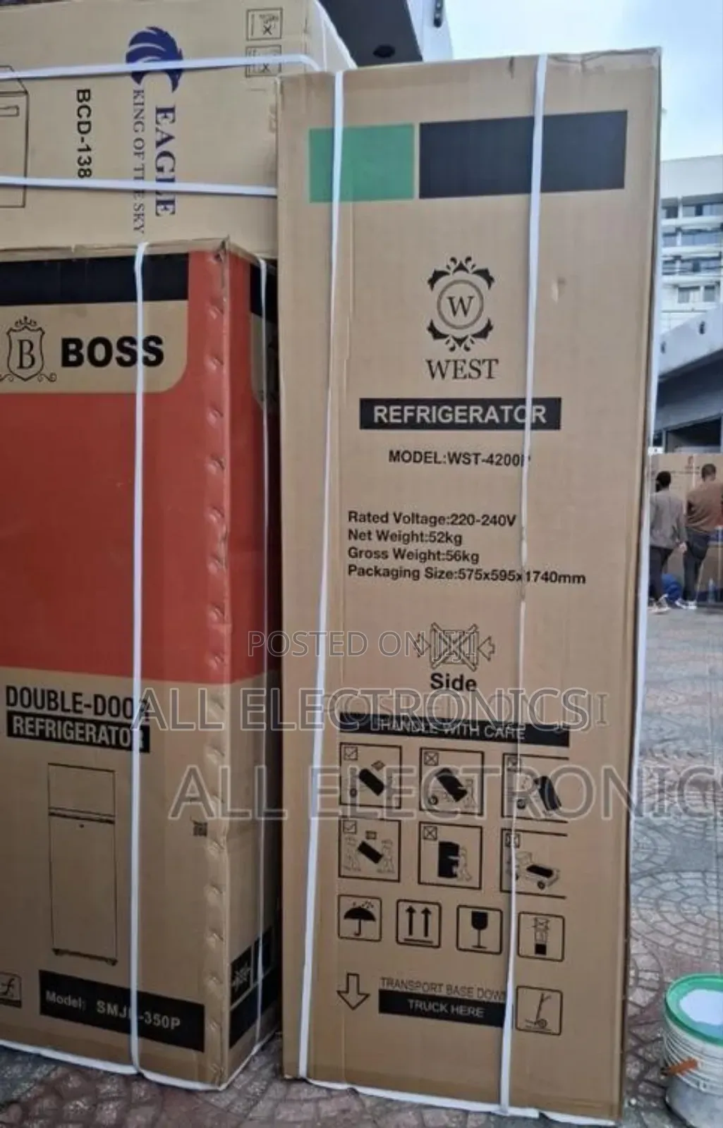 West 420litre Refrigerator