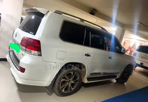 Toyota Land Cruiser 4.5 V8 VXR 2009 White