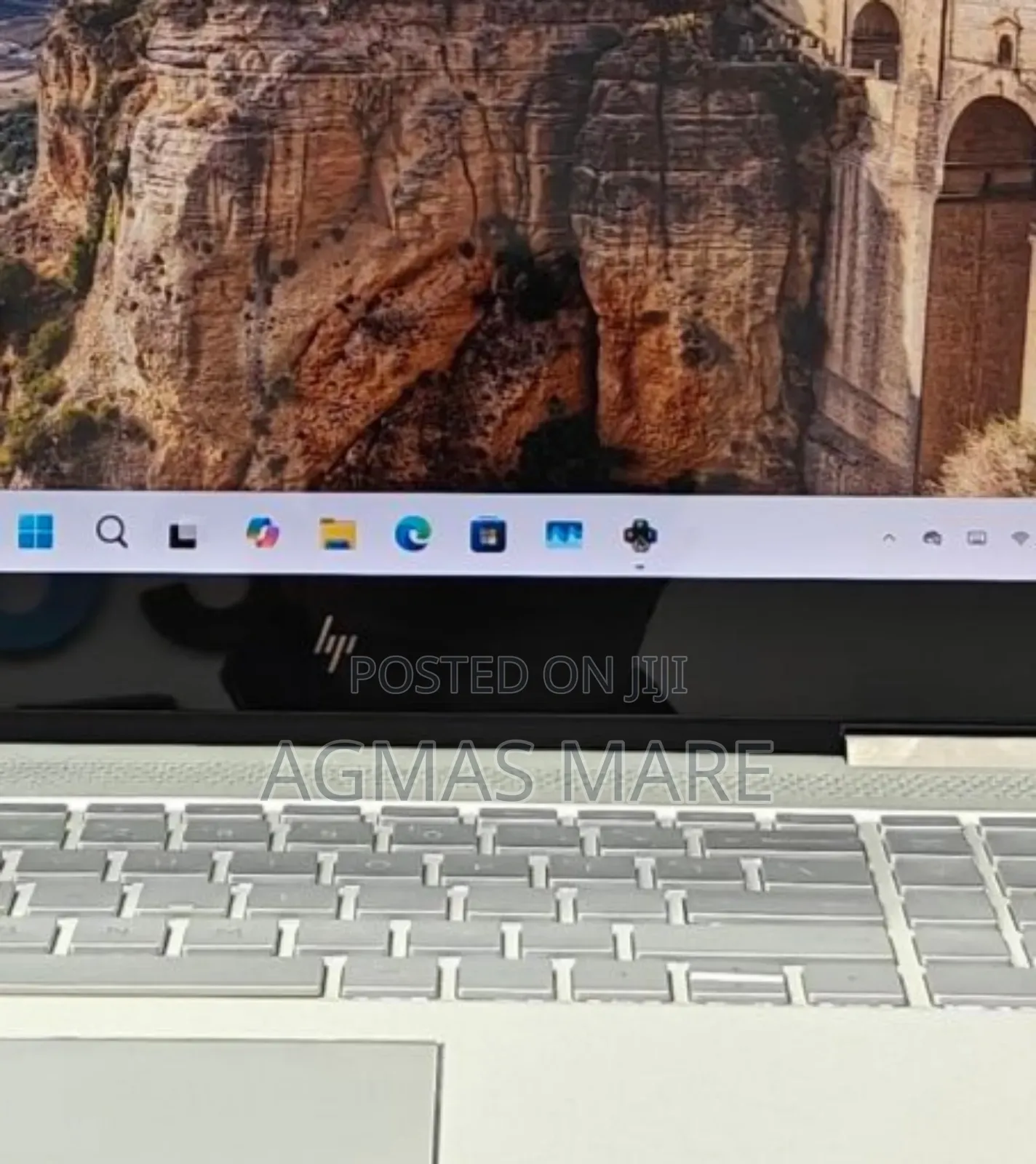 New Laptop HP Envy X360 8GB Intel Core I5 SSD 512GB