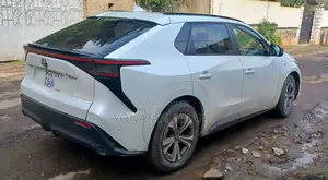 New Toyota bZ4X 2024 White