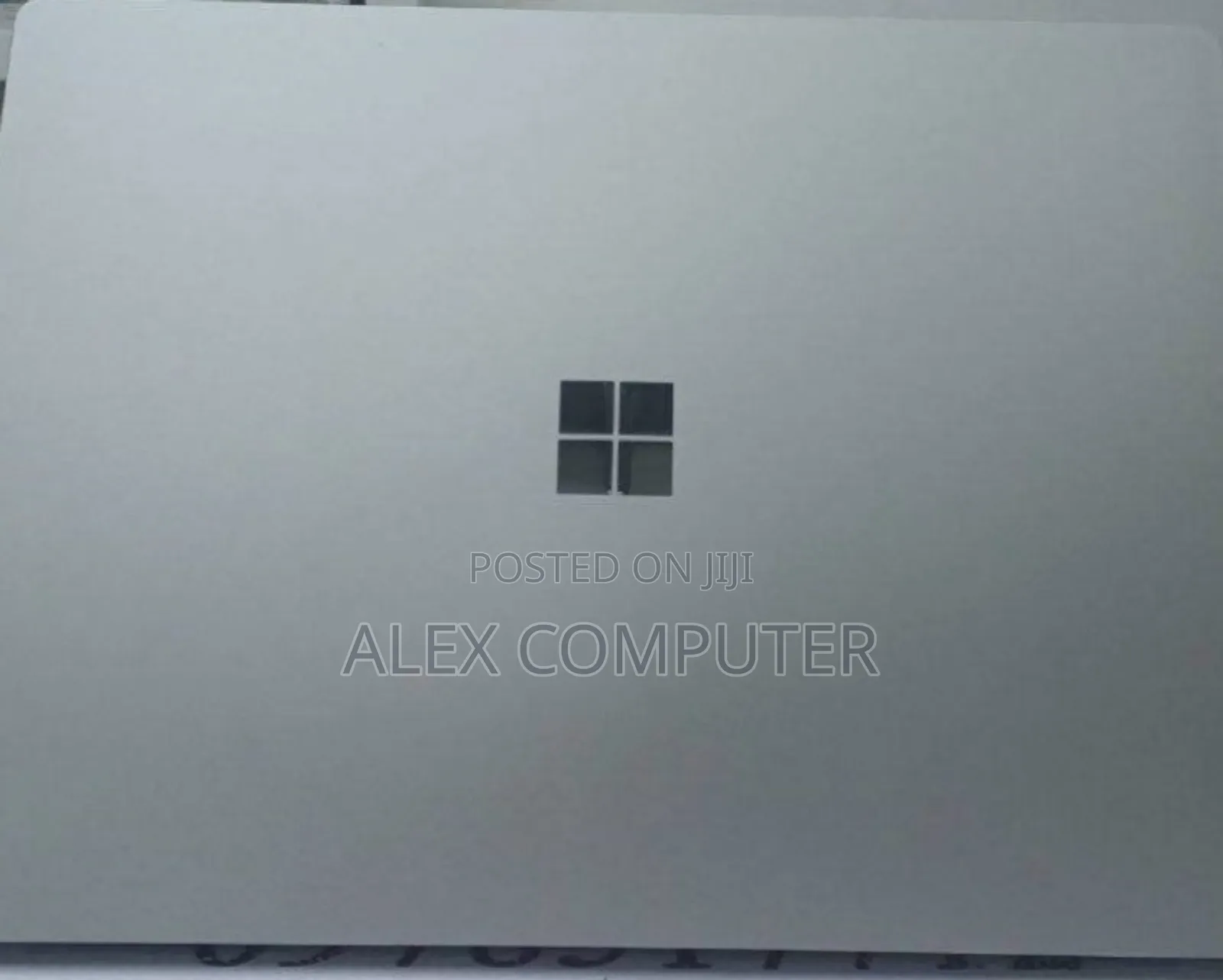 New Laptop Microsoft Surface Pro 4 8GB AMD Ryzen 7 SSD 256GB