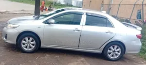 Toyota Corolla 2012 Silver