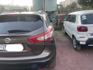 Nissan Qashqai 2016 Gray